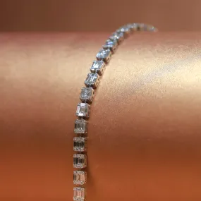 18ct White Gold Diamond Bracelet in Emerald Setting with Baguette Cut Diamonds