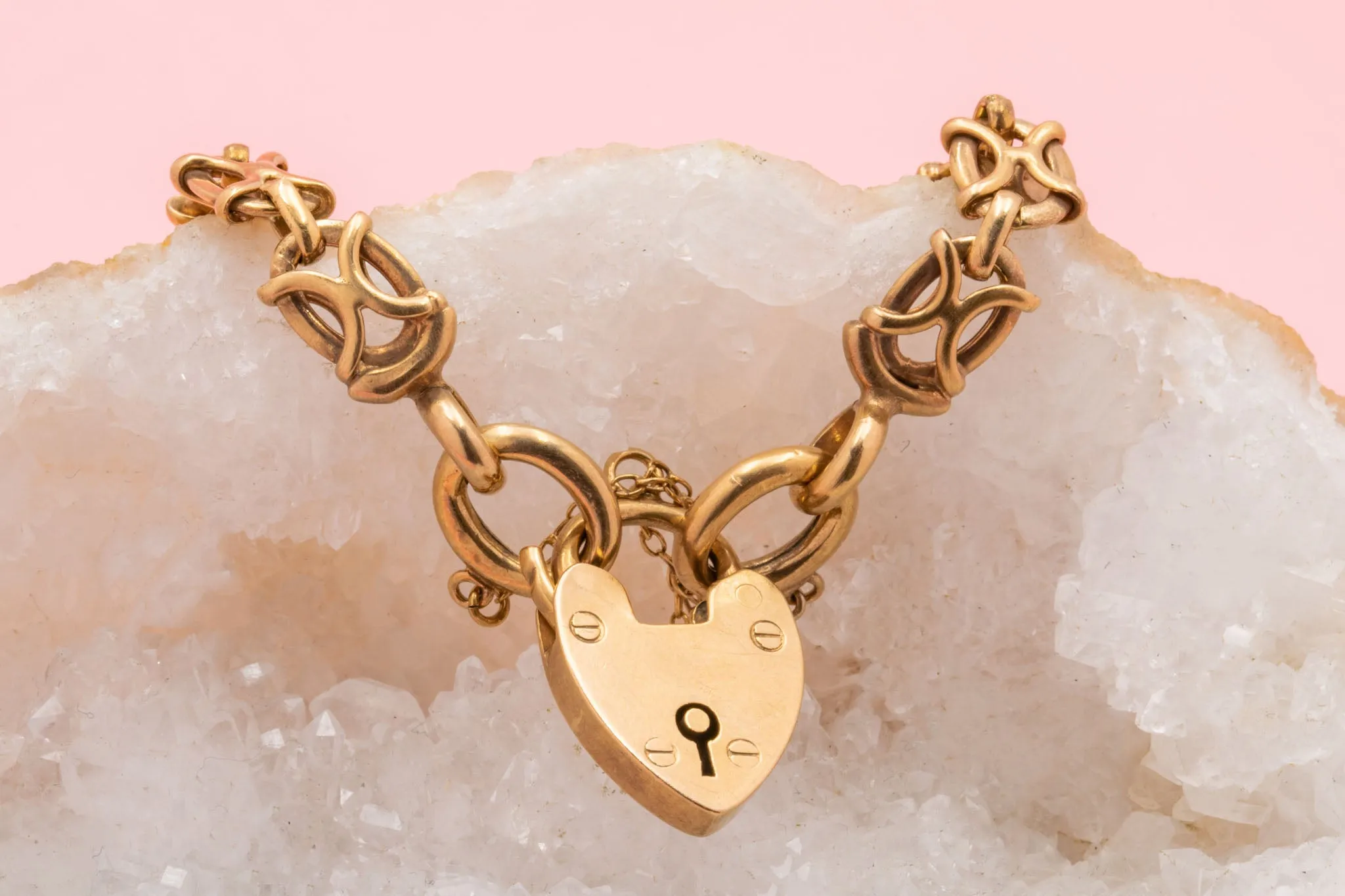 7" Antique 9ct Gold Gate Bracelet with Heart Padlock, 14.5g