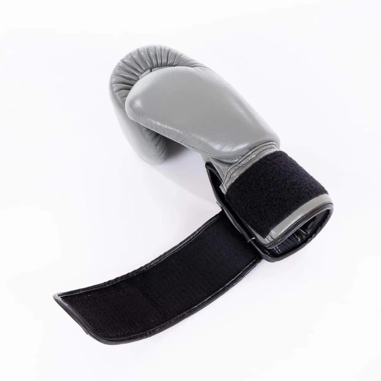 Buakaw Boxing Gloves BGL-W1 Grey