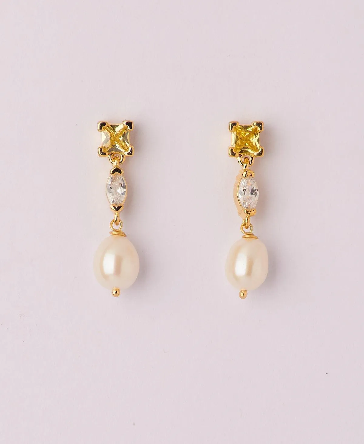 Elegant Hanging Drop Pearl Earring