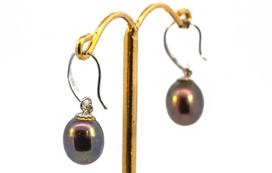 Elegant Silver Black Freshwater Pearl Drop Earrings