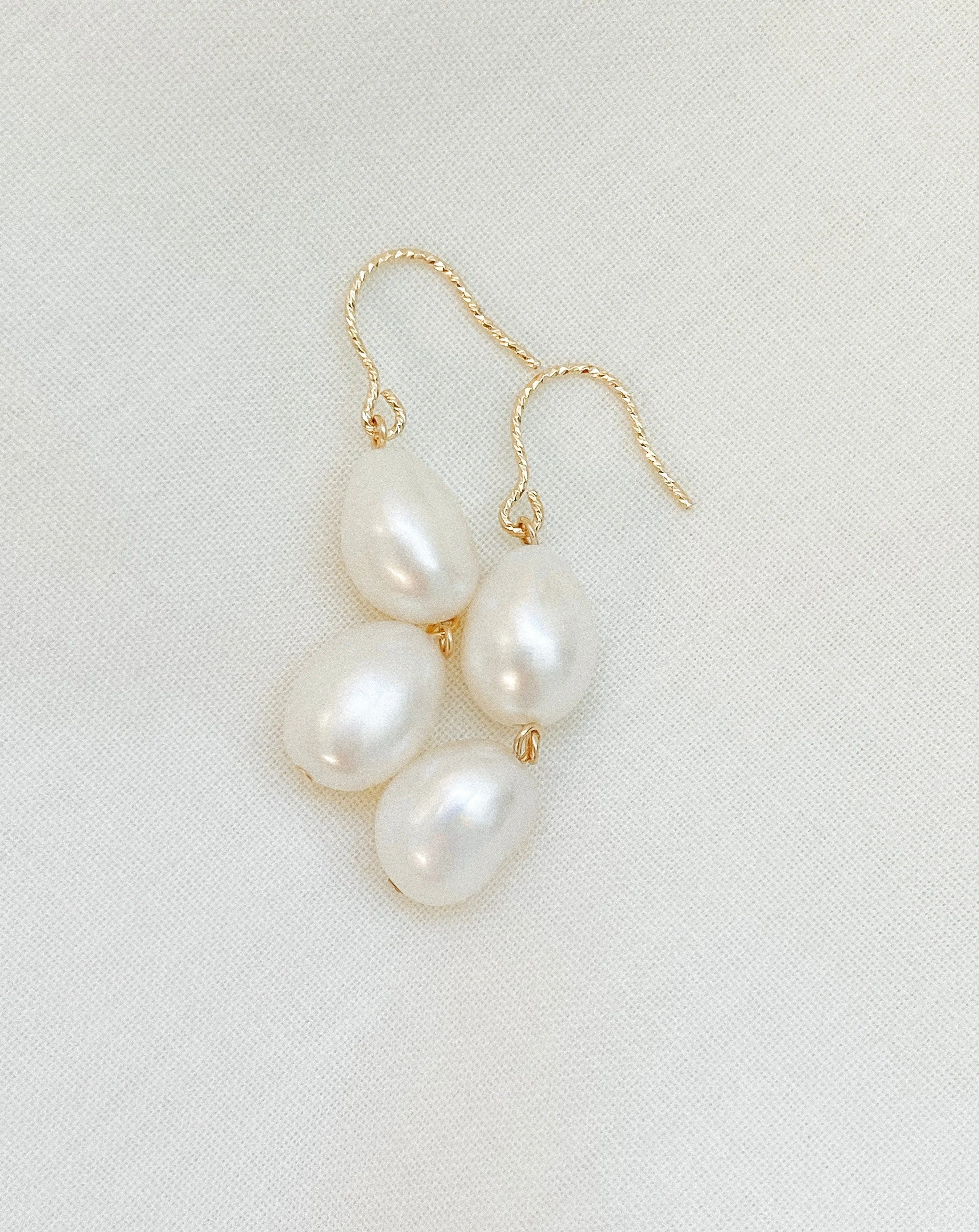 Elisse Double Pearl Hooks