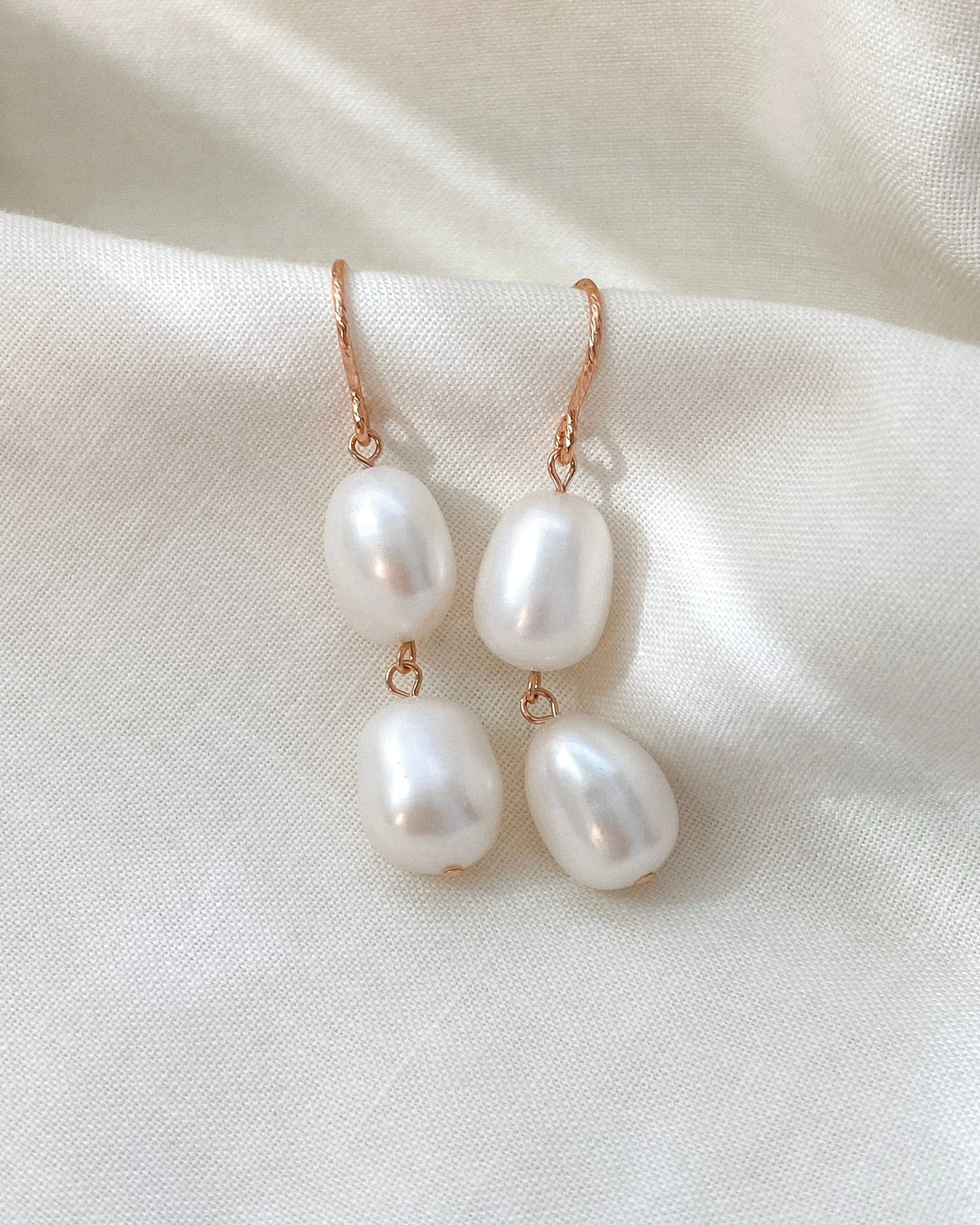 Elisse Double Pearl Hooks