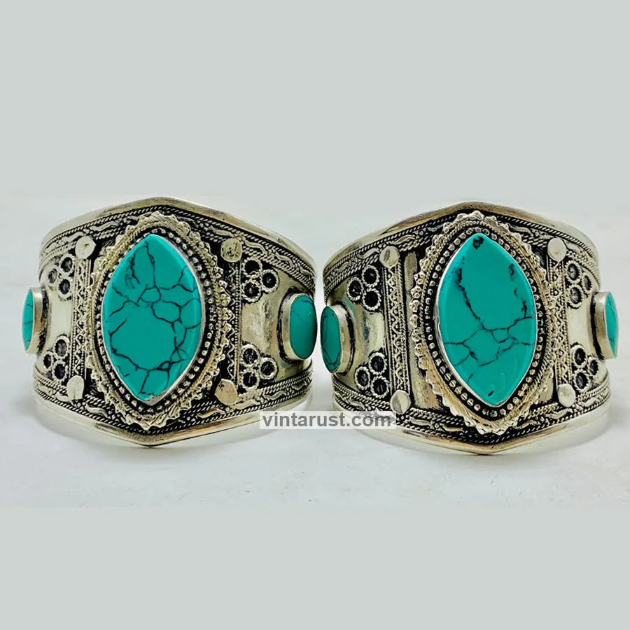 Ethnic Green Stone Handcuff Bracelet