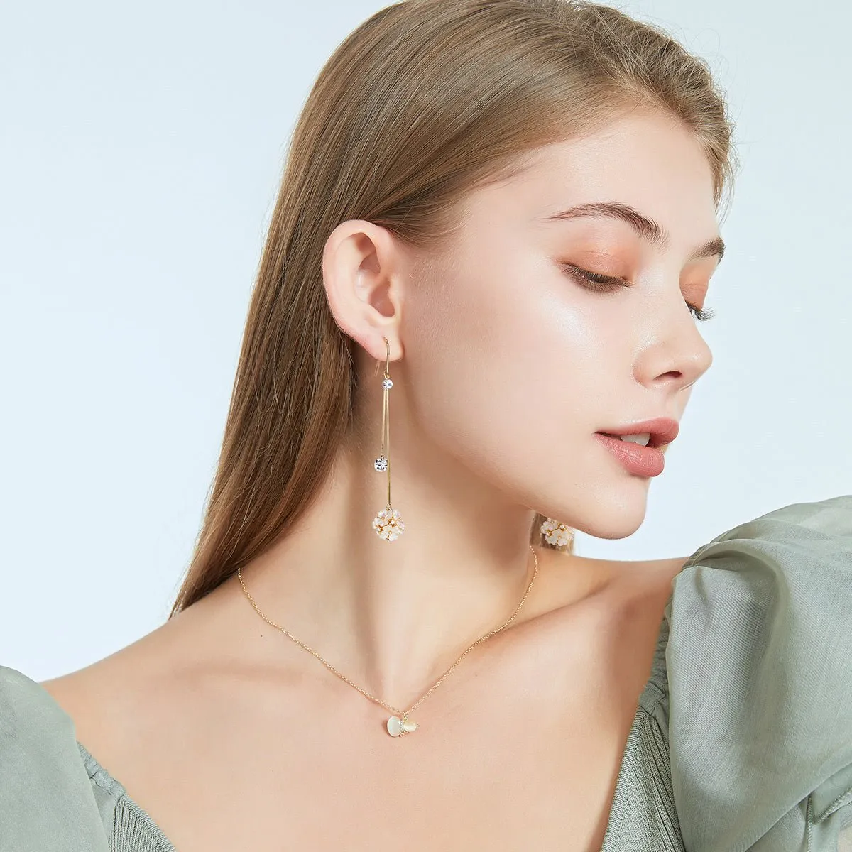 Four-leaf Flower Ball Gold Earrings