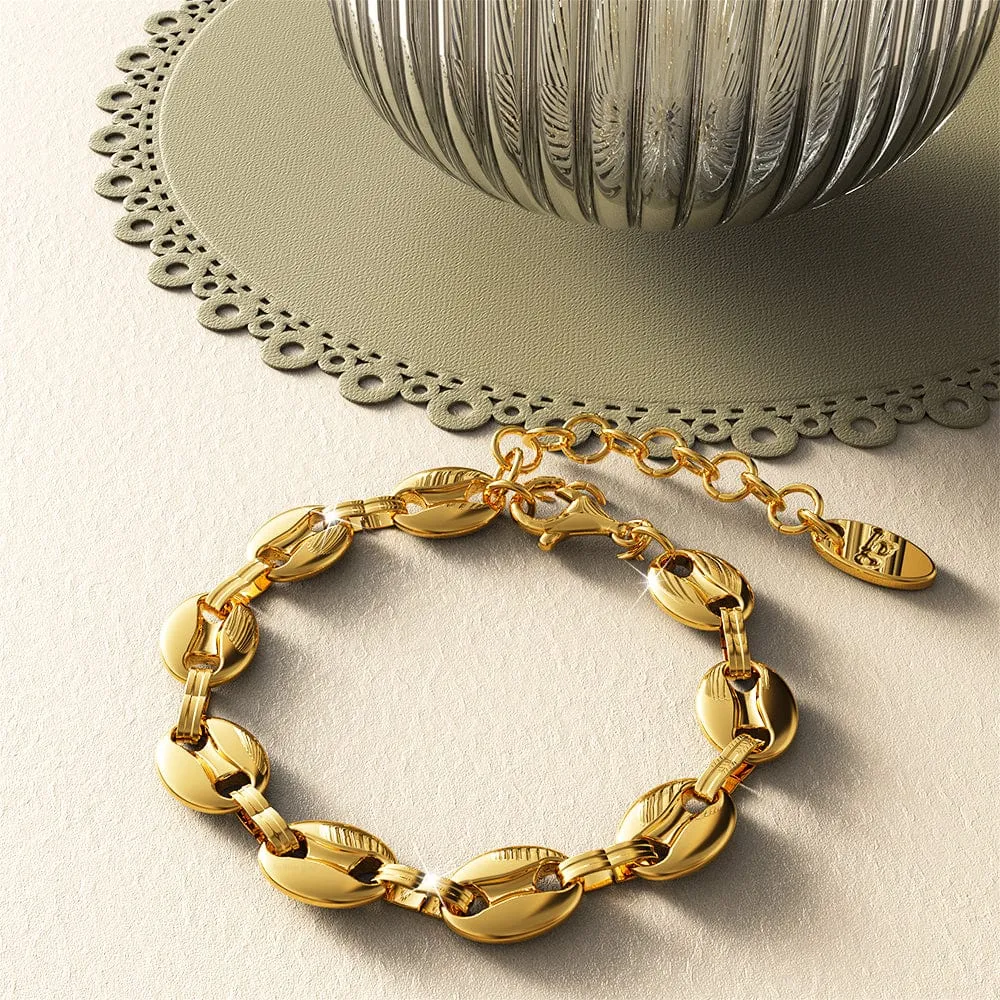 Interlocking Anchor Link Bracelet in Gold - 8mm