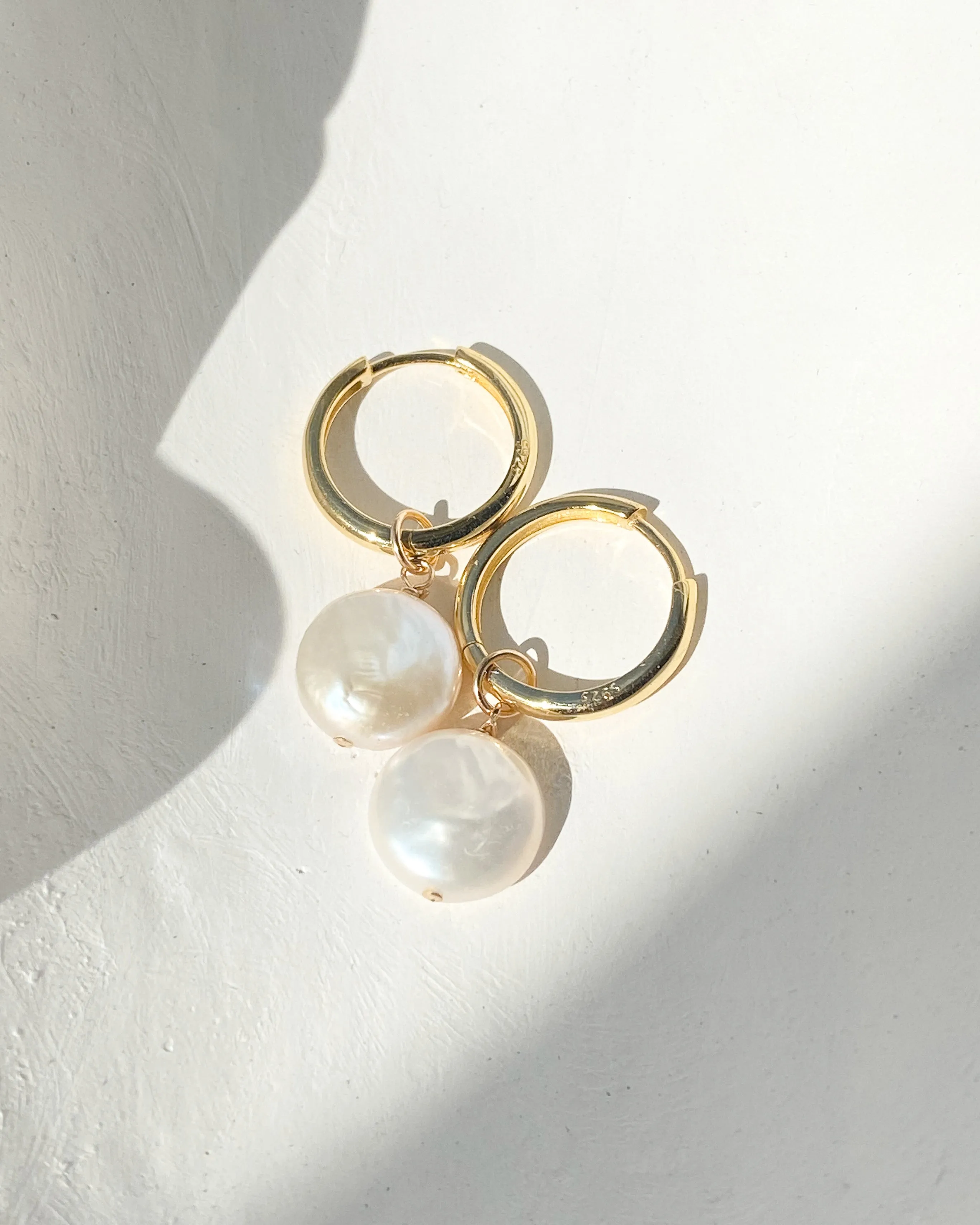 Lua Pearl Hoops