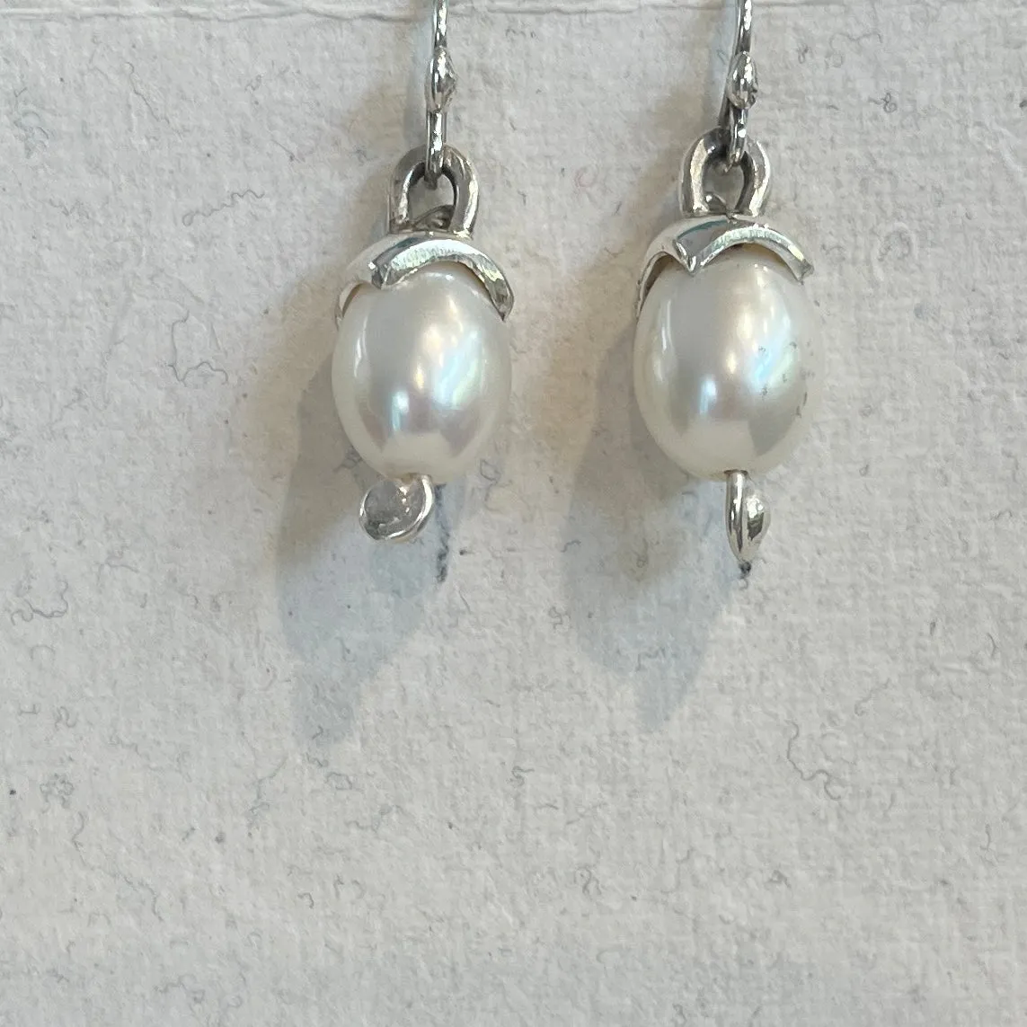 Pearl acorn earrings