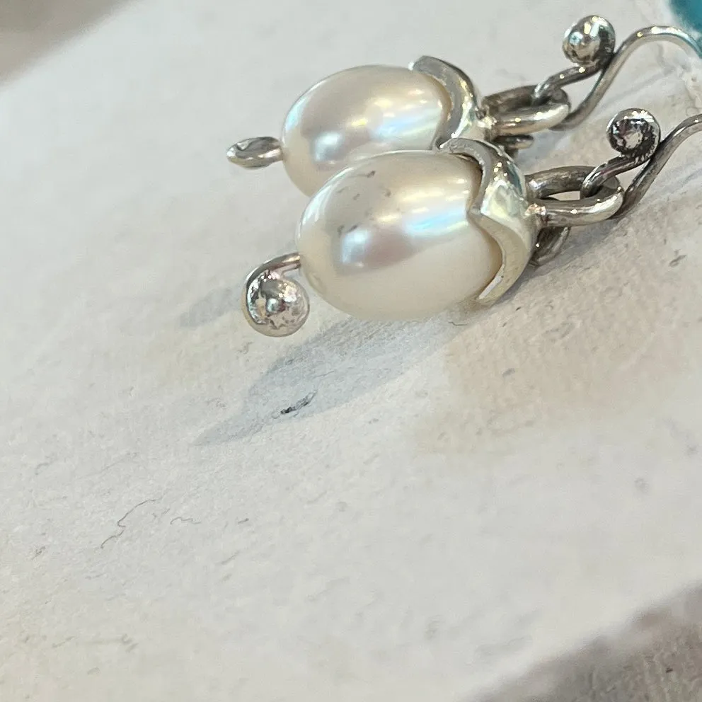 Pearl acorn earrings