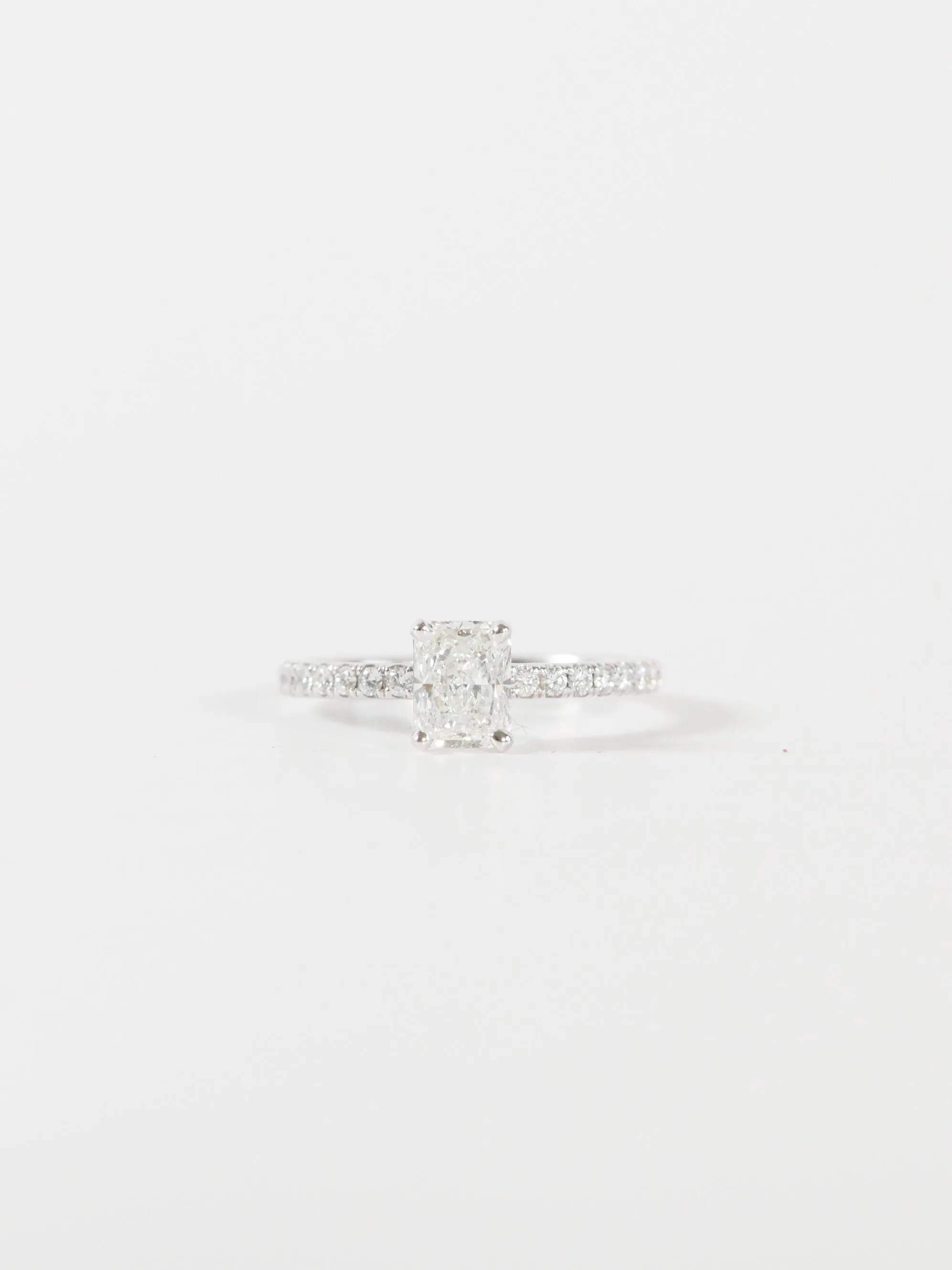 Radiant Accented Solitare