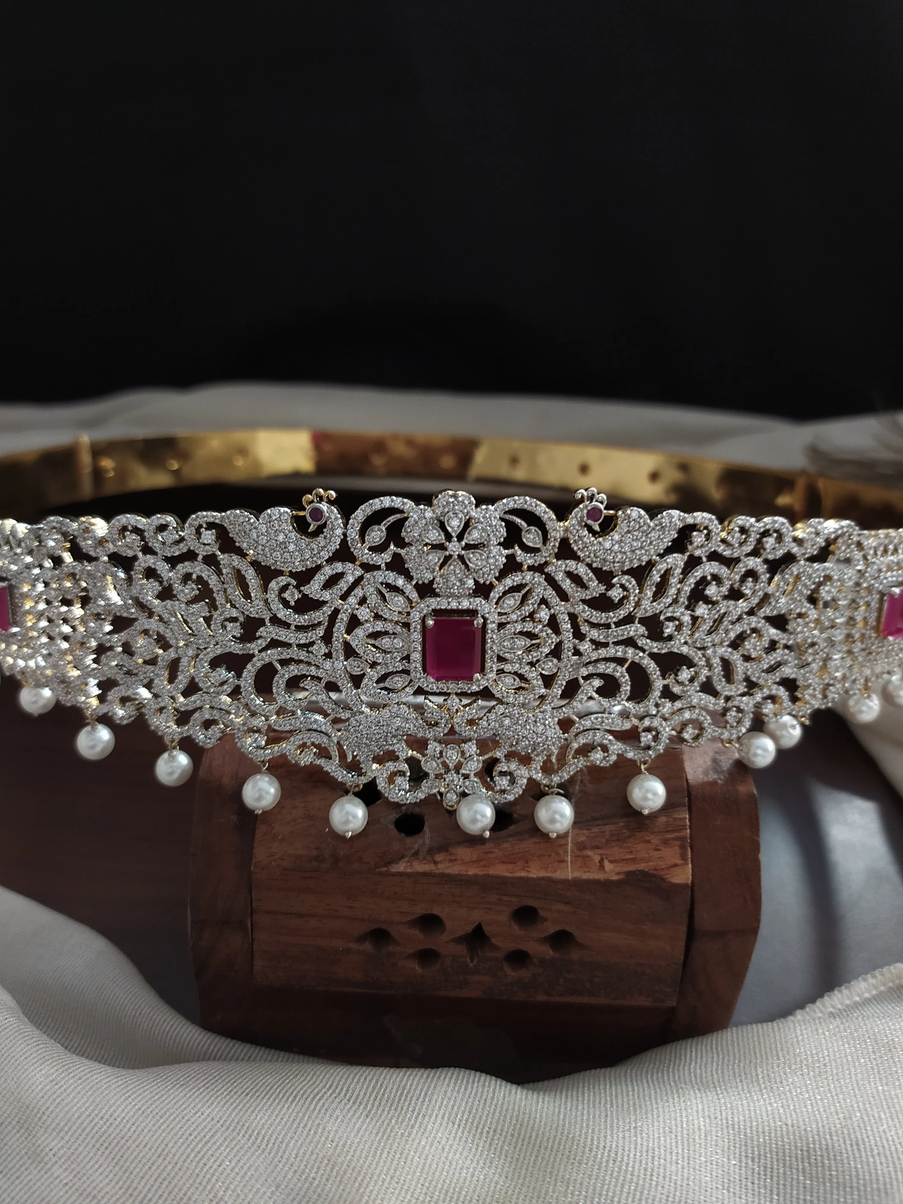 Real Pearl Dangling Zircon Hip Belt