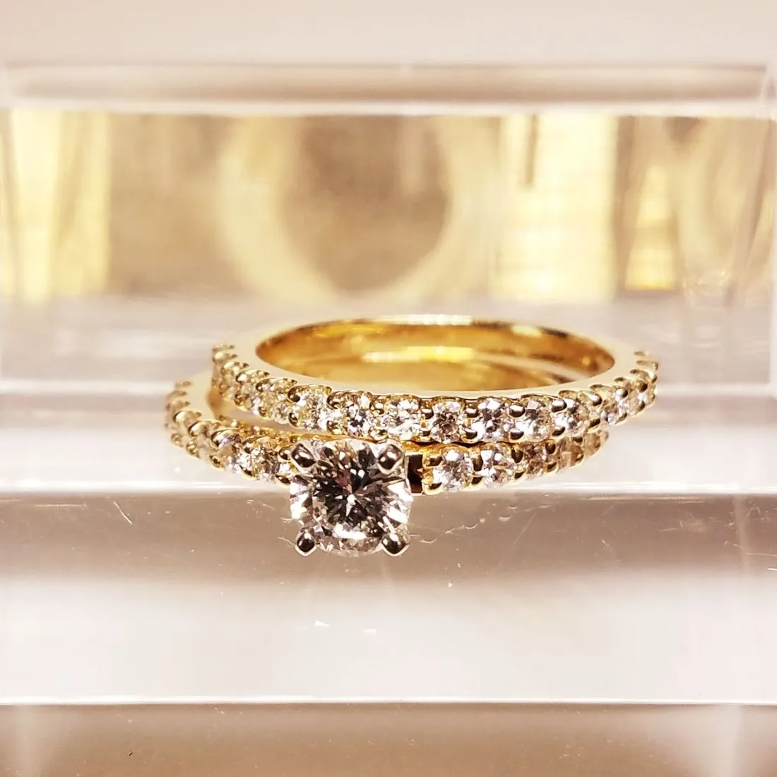 Round Engagement Ring & Matching Band Set
