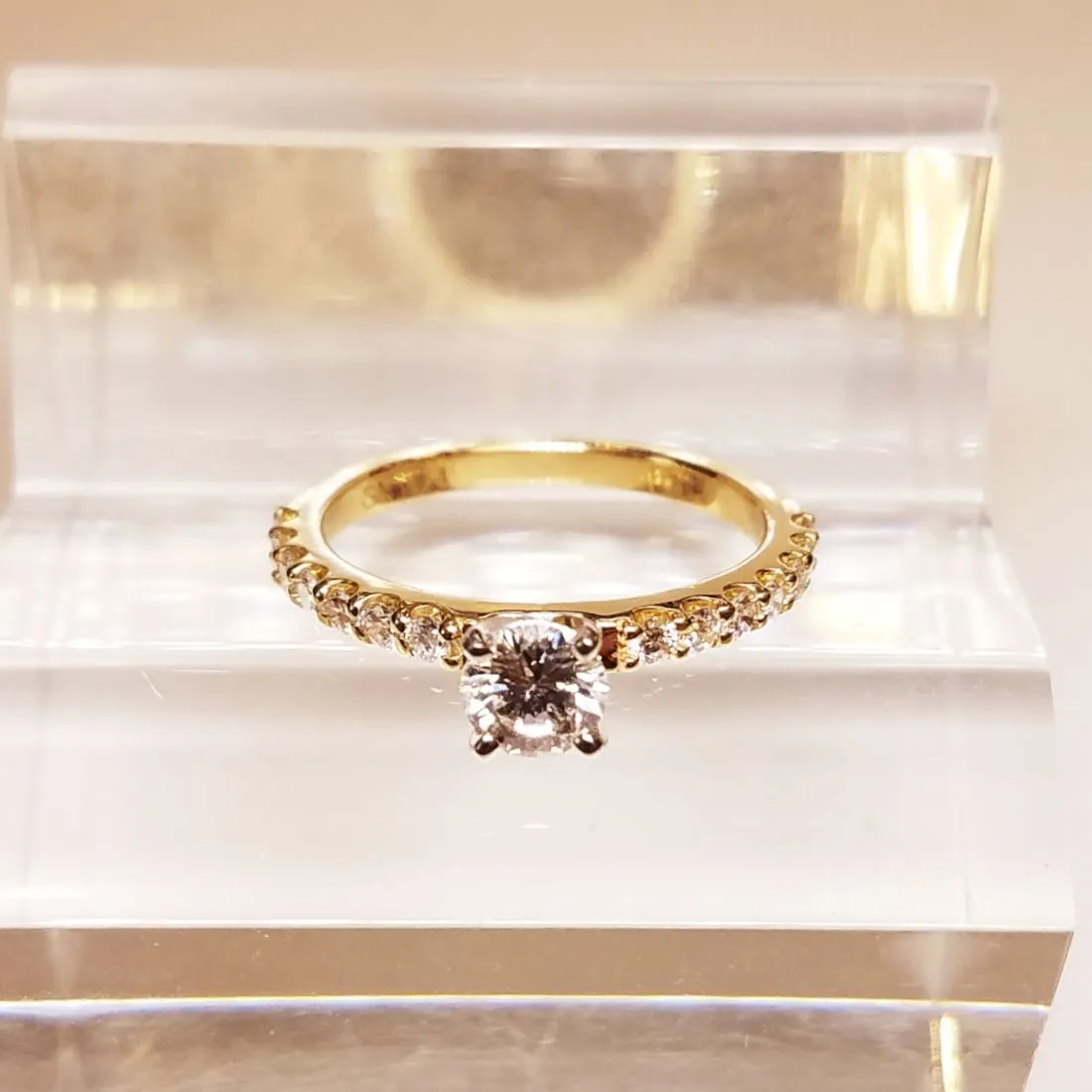 Round Engagement Ring & Matching Band Set