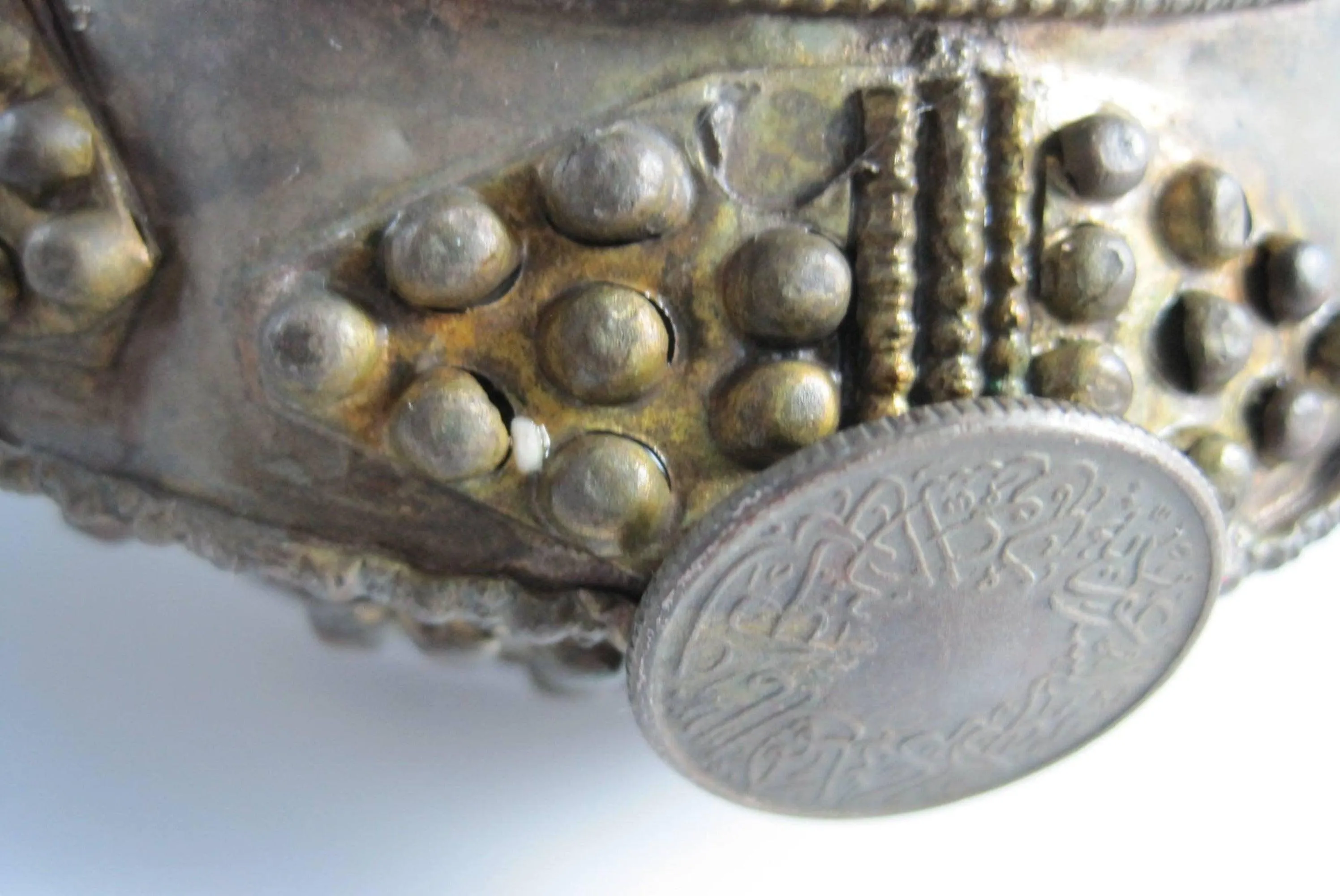 Saudi Metal Bracelet With Coins