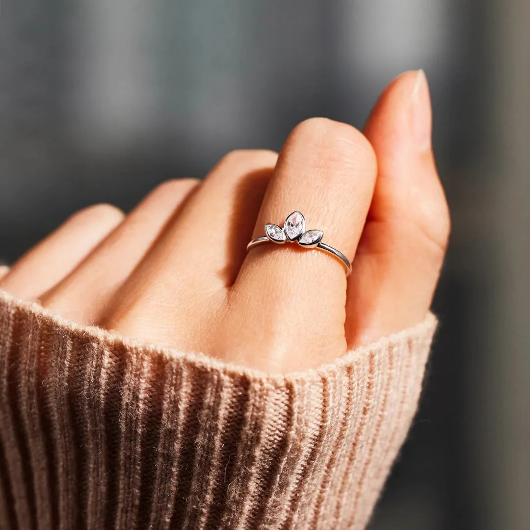 Triple Leaf Ring