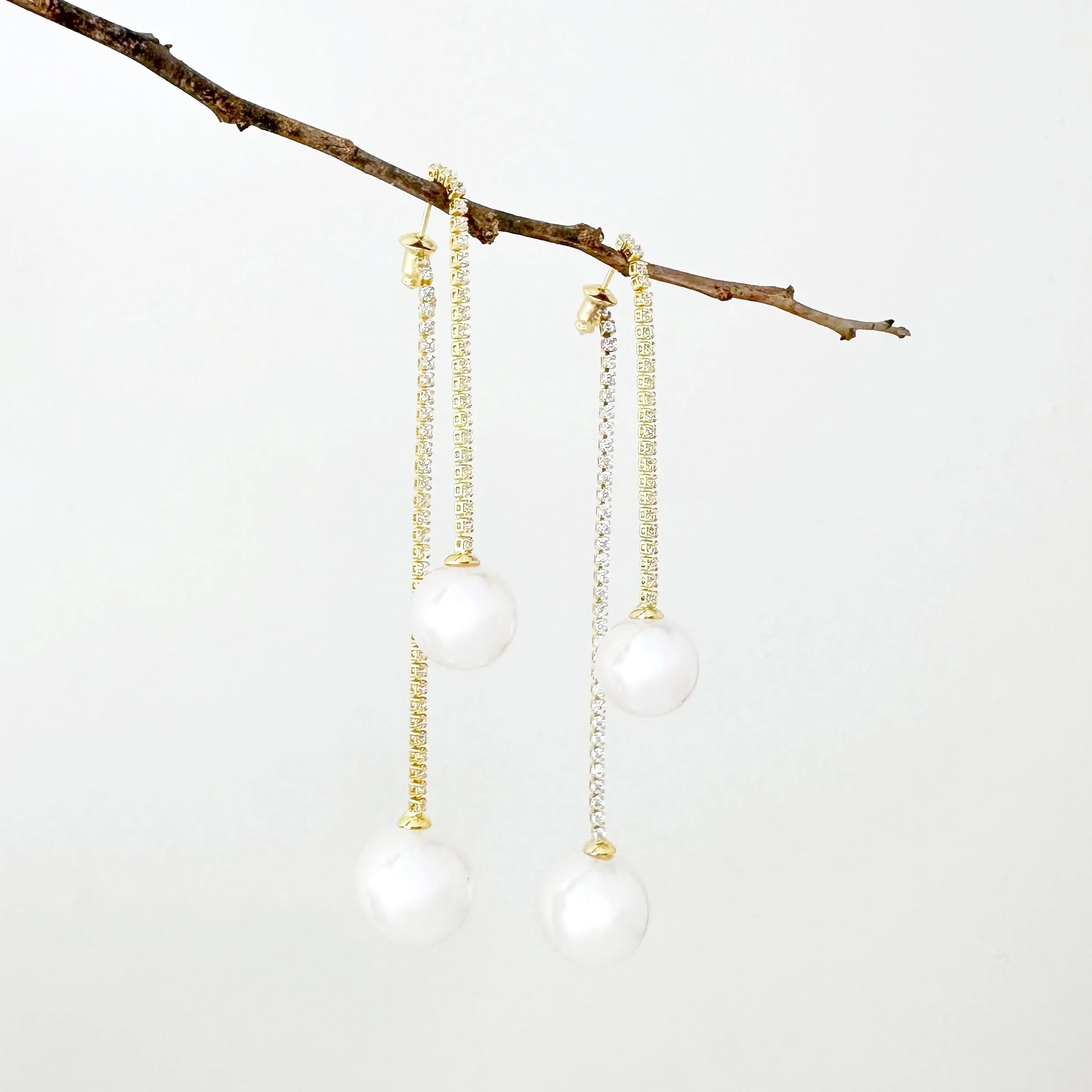 White Forbidden Pearl Earrings