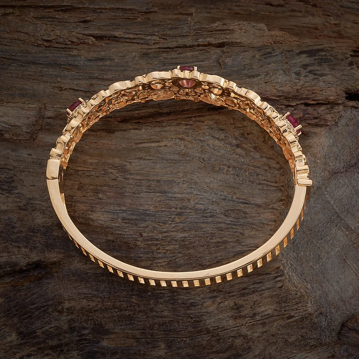 Zircon Kada 169876